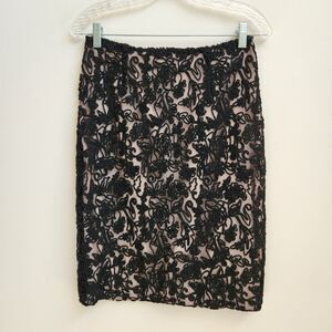 David Meister Skirt Women's 8 Black Crochet Beige Lining Pencil Zip Knee Length